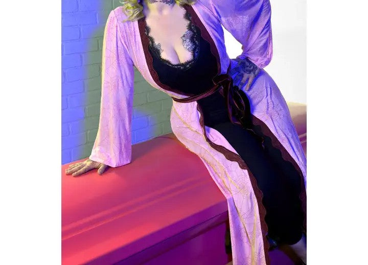 The Oblong Box Shop Winchester Mystery House X Spiderweb Women's Pink Duster/Robe