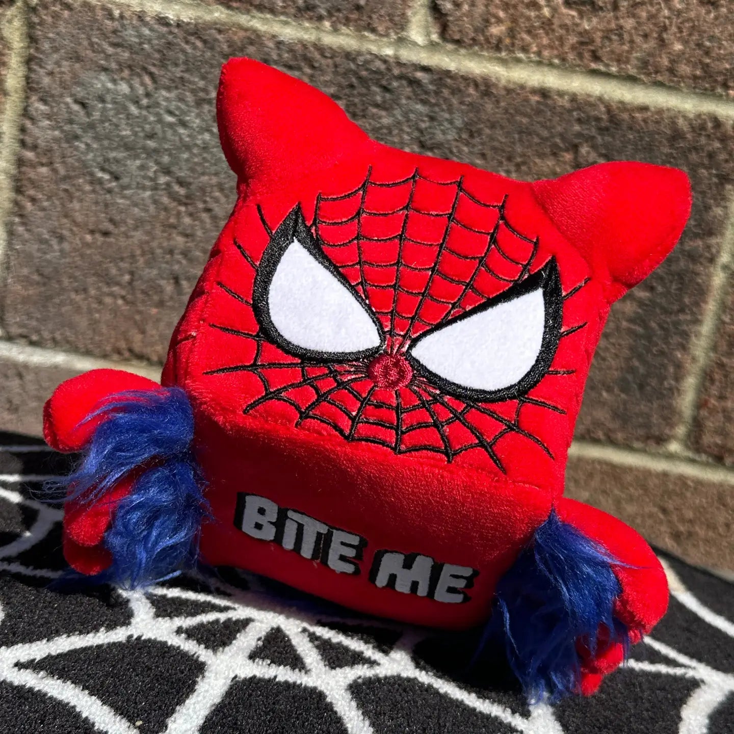 Squaredy Cats Spider-Paw Plush
